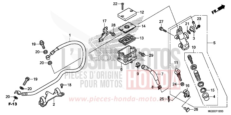 REAR BRAKE MASTER CYLINDER (NC700S) de NC700S Boîte Méca PEARL SUNBEAM WHITE (NHA66) 2012